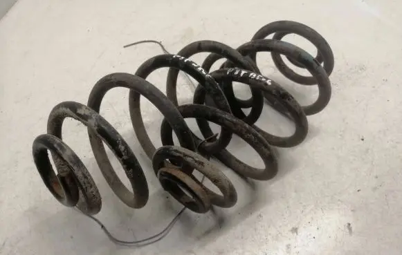 Volkswagen PASSAT B5 Rear coil spring