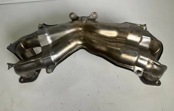 Subaru Forester SK Exhaust manifold