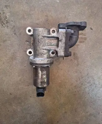 KIA Sorento EGR valve 284104A410