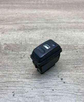 Citroen Xsara Picasso Electric window control switch 22681 DAV