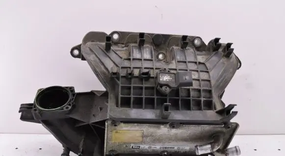 Skoda Octavia Mk2 (1Z) Intake manifold 03C129711AD