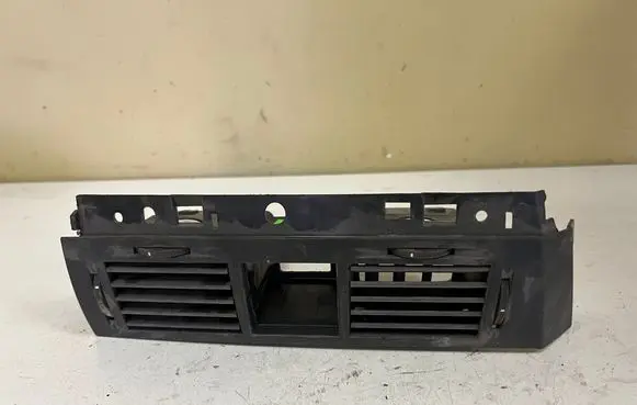 Opel Meriva A Dash center air vent grill 464652911