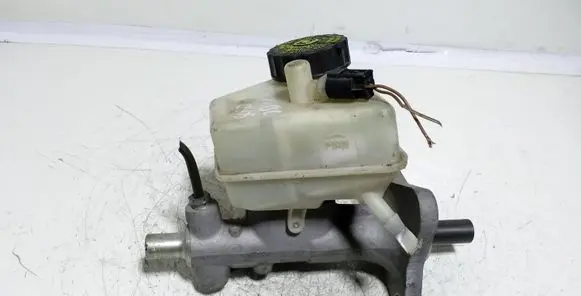 Mercedes-Benz C W203 Master brake cylinder A2034300002