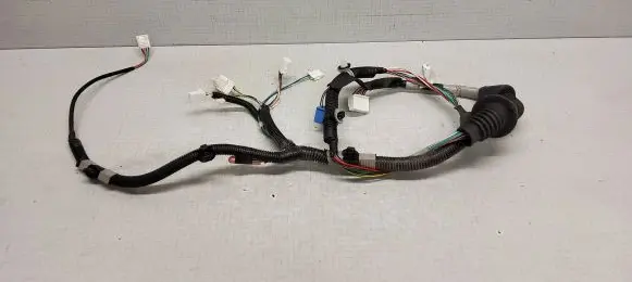 Toyota Verso Front door wiring loom 82151OF 029168