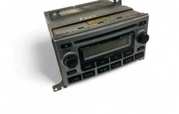 Hyundai Santa Fe Radio/CD/DVD/GPS head unit M85002B101