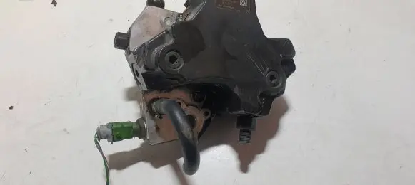 Volvo S80 Fuel injection high pressure pump 30756125 0445010111