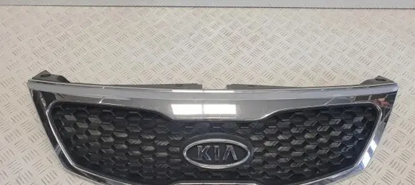 KIA Sorento Front bumper upper radiator grill