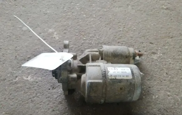 Skoda Fabia Mk2 (5J) Starter motor 047911023G