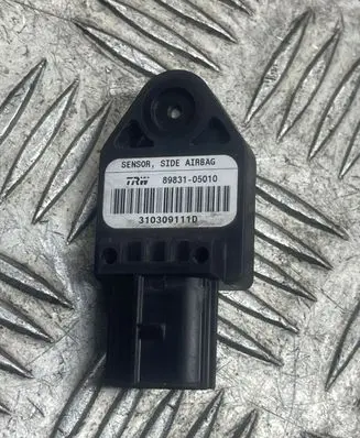 Volkswagen Sharan Airbag deployment crash/impact sensor 8983105010 310309111D