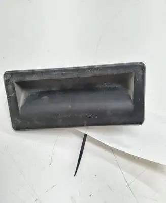 Tailgate opening switch