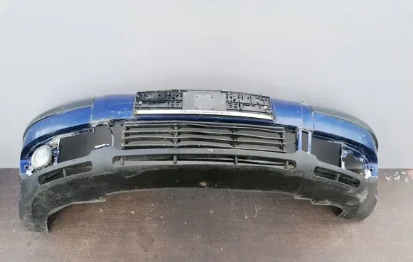 Volkswagen PASSAT B5.5 Front bumper 3B0807221E 3B0807221