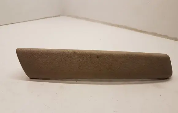 Audi Q7 4L Front door interior handle trim P0110565