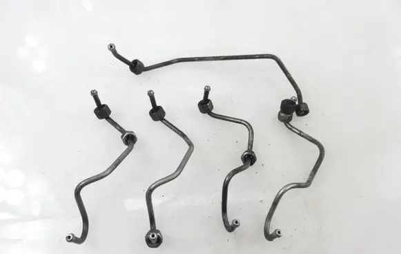 Ford Focus Fuel injector supply line/pipe 