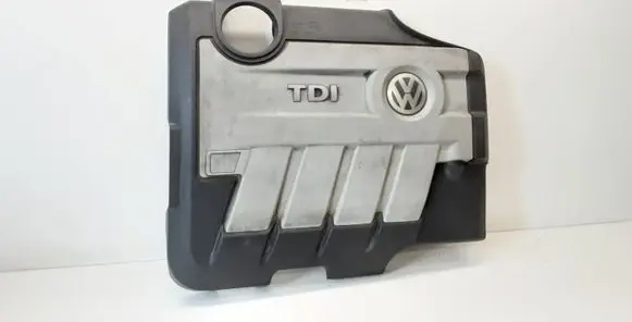 Volkswagen PASSAT B6 Engine cover (trim) 03L103925C 03L103925