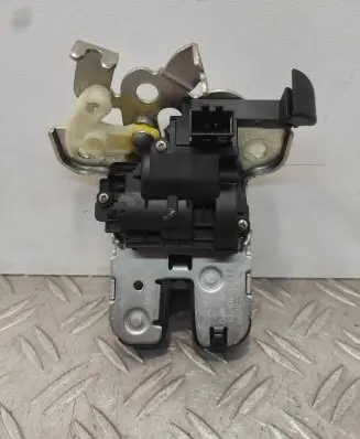 Audi A7 S7 4G Tailgate/trunk/boot lock/catch/latch 8K9827505A 11150911