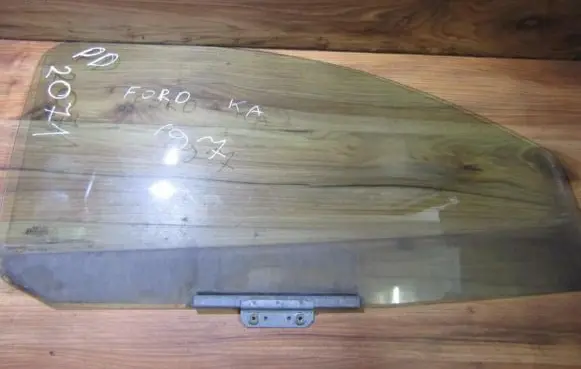 Ford Ka Front door window glass four-door