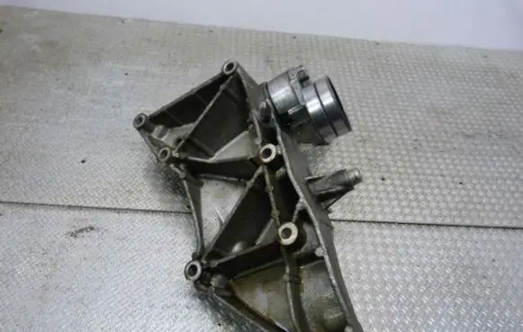 Renault Laguna II Generator/alternator bracket 8200183234