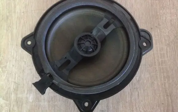 Audi A3 S3 8P Panel speaker 8H0035411