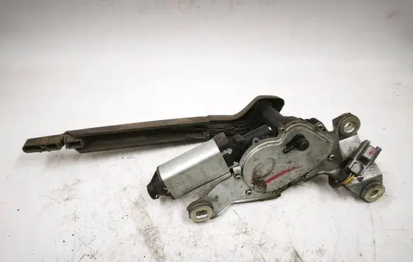 Volvo V70 Rear window wiper motor 8667188 040528 443122291012