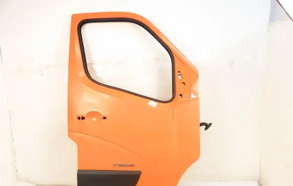 Renault Master III Front door