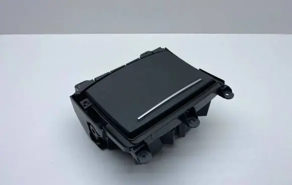 Cup holder front
