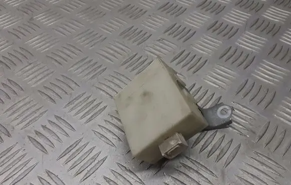 Toyota Yaris Sliding door control unit/module 897410D020