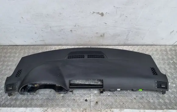 Audi A4 S4 B7 8E 8H Dashboard 8E1857033B 8E1857003F 8E1857067