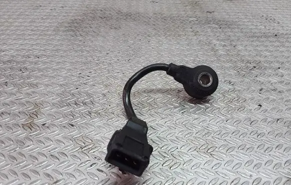 Audi A3 S3 8L Detonation knock sensor 06A905377
