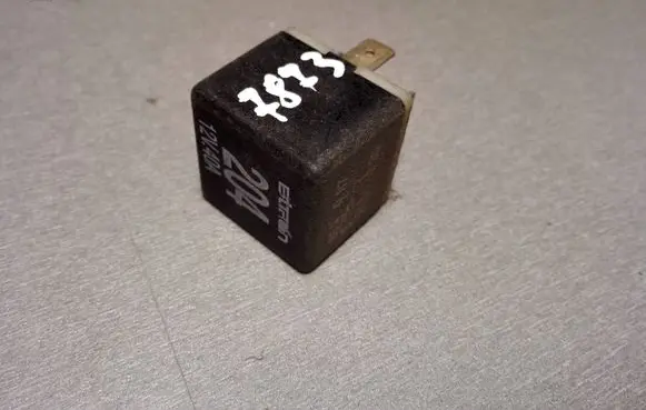 Audi A6 S6 C5 4B Other relay 431951253H