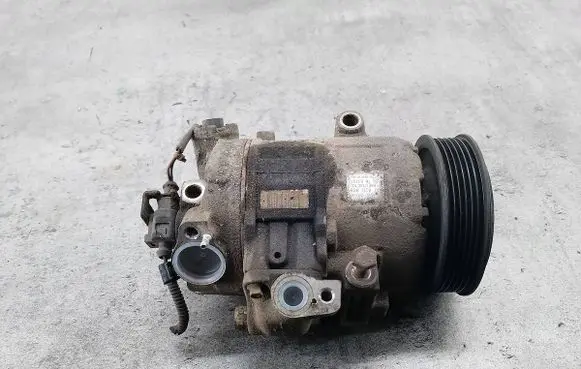 Skoda Fabia Mk2 (5J) Air conditioning (A/C) compressor (pump)