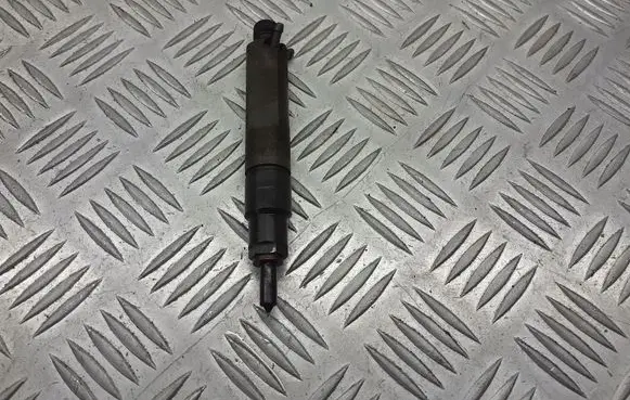 Volkswagen Lupo Fuel injectors set 028130202R