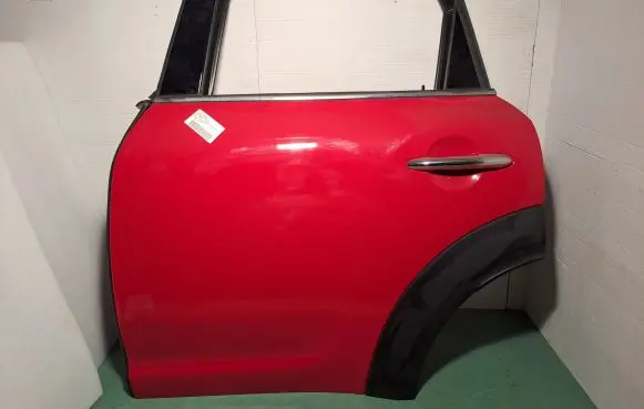 Mini Cooper Countryman F60 Rear door