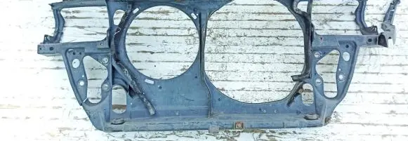 Volkswagen PASSAT B5 Radiator support slam panel