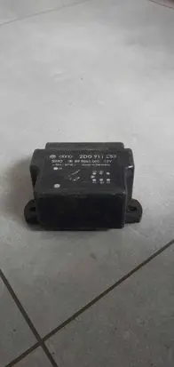 Volkswagen II LT Glow plug pre-heat relay 2D0911253 899063000