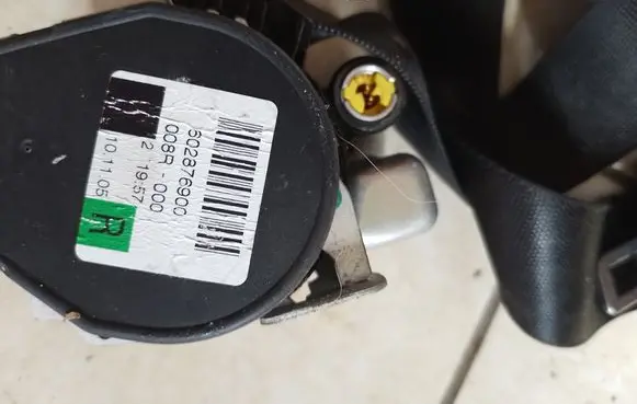 Mercedes-Benz A W169 Front seatbelt 602876900 008R000