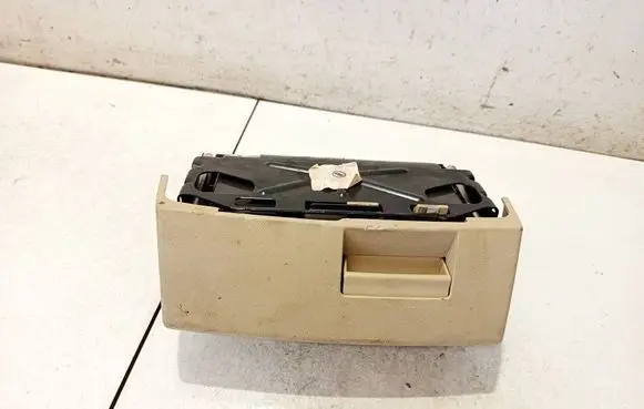 Audi A6 S6 C6 4F Glove box