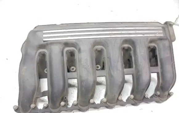 BMW 5 E39 Intake manifold 7785554