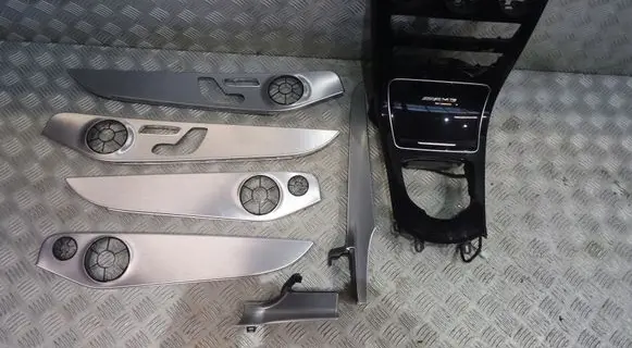Mercedes-Benz C W205 Dashboard 
