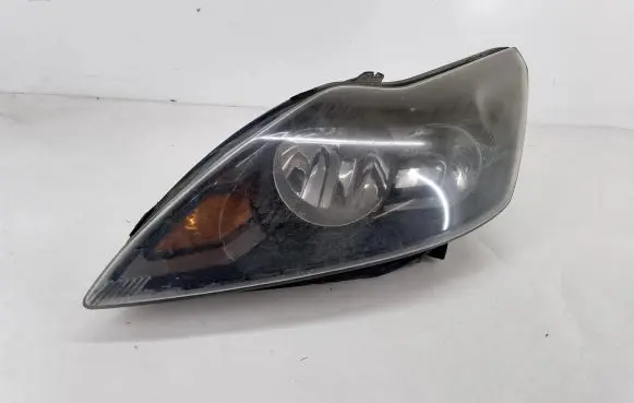 Ford Focus Headlight/headlamp 8M51-13W030-CE