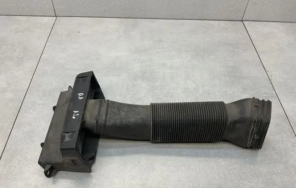 Audi A1 Air intake duct part 1T0805971 6R0129618