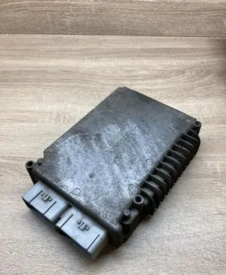 Chrysler Voyager Engine control unit/module ECU P04727268AC 04727268AC 04745860