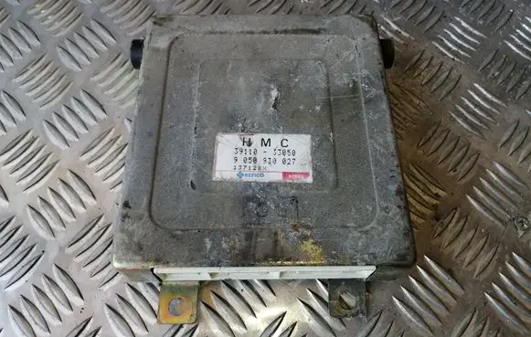 Hyundai Elantra Engine control unit/module 3911033050 9050930027 137128X