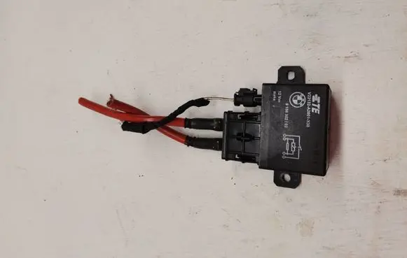 BMW X5M F85 Ignition relay 9198302