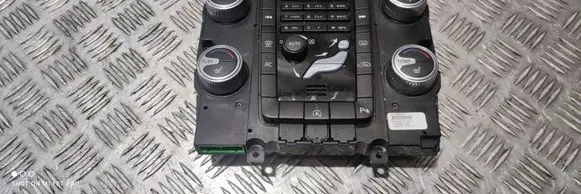 Volvo V60 Climate control unit 31398587
