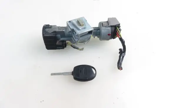 Ford Focus Ignition lock 3M513F880AC