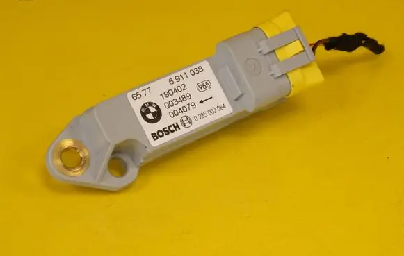 BMW 3 E46 Airbag deployment crash/impact sensor 6911038