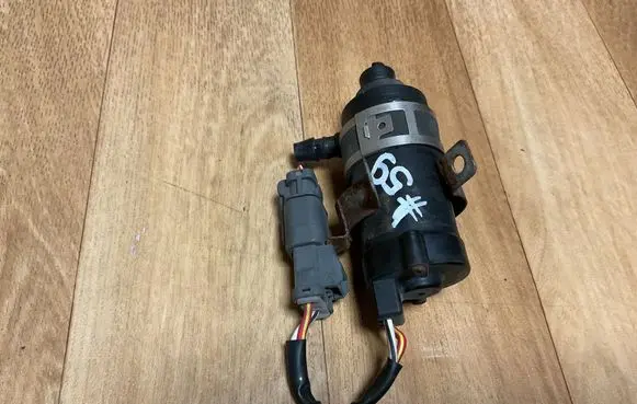 Honda Accord Windscreen/windshield washer pump 22356