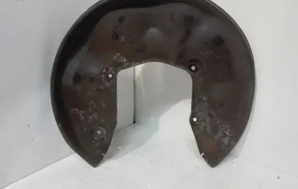 Audi A6 S6 C6 4F Rear brake disc plate dust cover 4F0615612