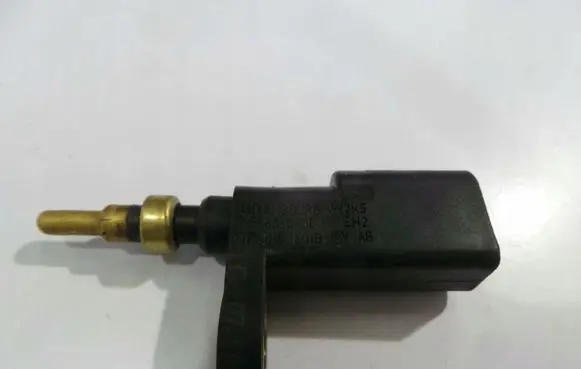 Coolant temperature sensor