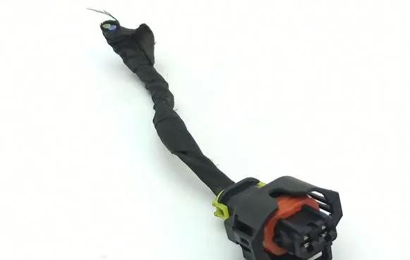 Hyundai i40 Fuel injector wires 